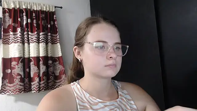 HellenMiyer1111 online show from November 2025 08:25:01 PM