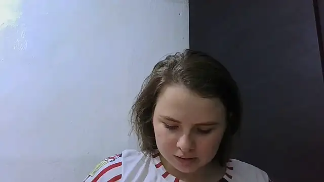 HellenMiyer1111 online show from June 2026 06:47:01 PM