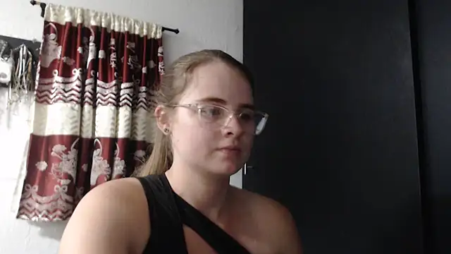 HellenMiyer1111 online show from September 2025 07:31:02 PM