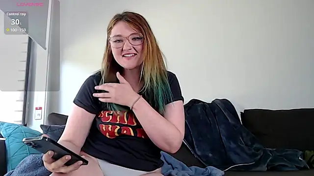 Snapshot of Demure_Whore chatting on October 2025 04:03:01 AM Demure Whore online show from October 2025 04:03:01 AM
