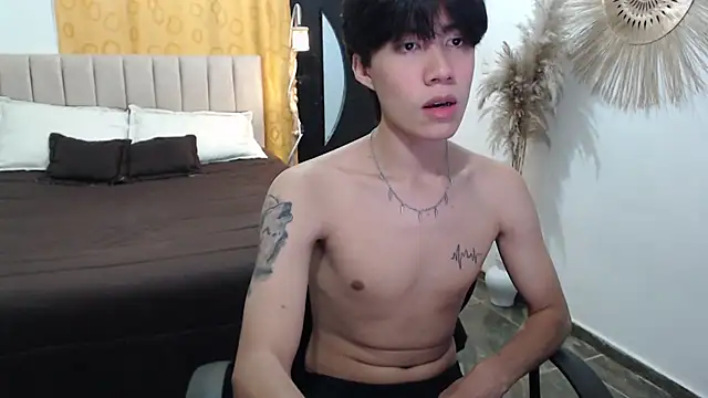 Snapshot of Elio-cam chatting on November 2025 03:21:02 AM Elio-cam online show from November 2025 03:21:02 AM