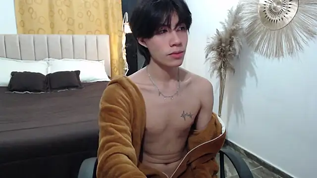 Snapshot of Elio-cam chatting on November 2025 08:29:01 AM Elio-cam online show from November 2025 08:29:01 AM