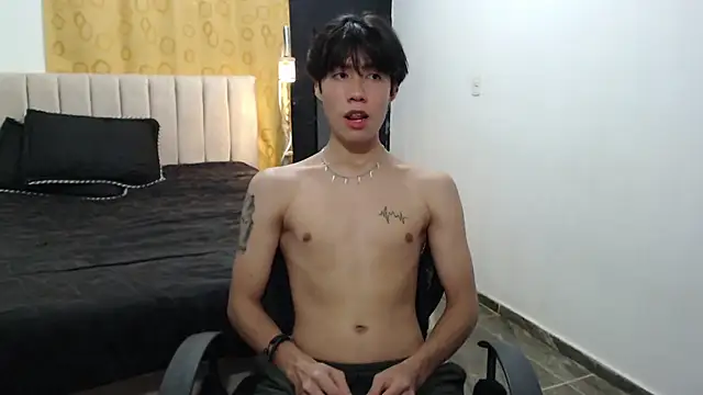 Snapshot of Elio-cam chatting on February 2025 08:32:02 AM Elio-cam online show from February 2025 08:32:02 AM