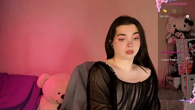 YsabellViveris online show from September 2025 01:18:01 PM