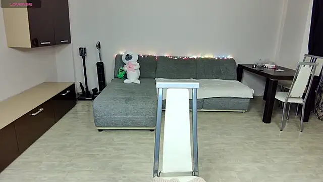 -Rin-Chan online show from January 2026 11:03:01 AM