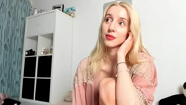 KenzieDawton online show from September 2025 07:46:02 PM