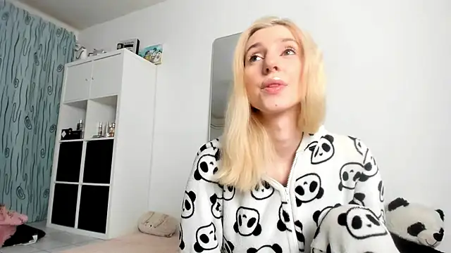 KenzieDawton online show from November 2025 04:27:02 AM