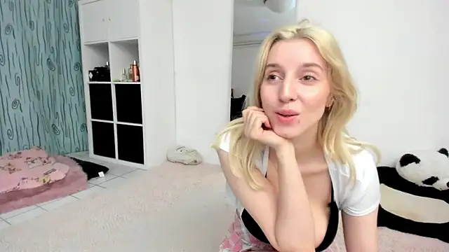 KenzieDawton online show from March 2026 06:50:02 PM