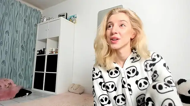 KenzieDawton online show from November 2025 04:39:02 AM