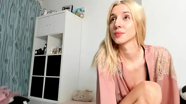 KenzieDawton online show from September 2025 07:47:02 PM