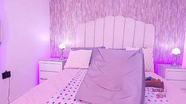 raven lilith  online show from February 2026 03:16:01 AM