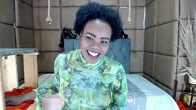 CatrinaGill online show from October 2025 12:00:01 AM