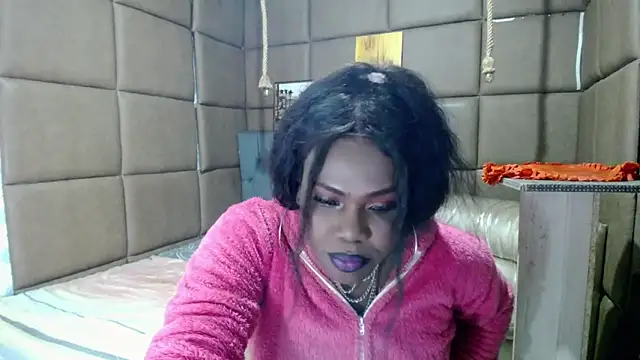 CatrinaGill online show from November 2025 01:00:02 AM