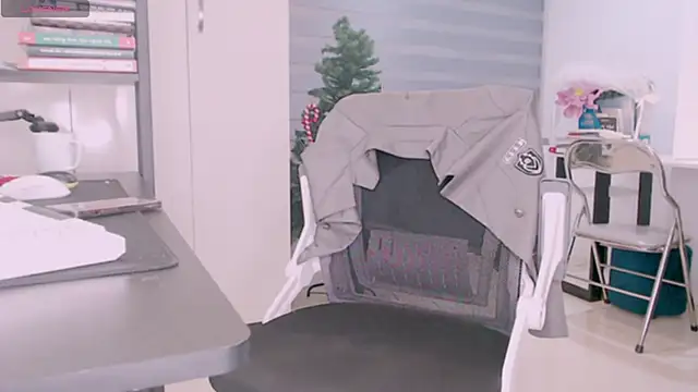 Snapshot of Shyn__ chatting on January 2026 03:17:02 PM Shyn online show from January 2026 03:17:02 PM