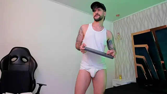 Petesevans online show from October 2025 03:56:02 PM