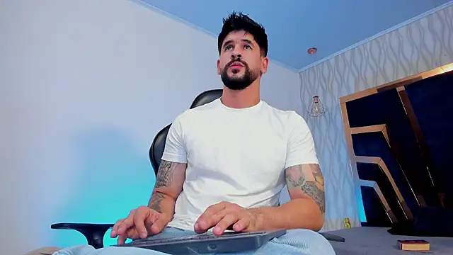 Petesevans online show from March 2026 11:21:02 PM