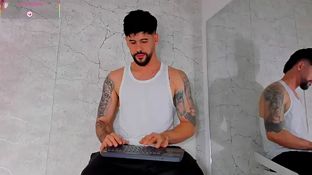 Petesevans online show from December 2025 11:18:01 PM