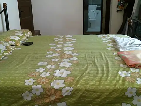 Snapshot of Slim_India chatting on June 2026 03:15:01 AM Slim India online show from June 2026 03:15:01 AM
