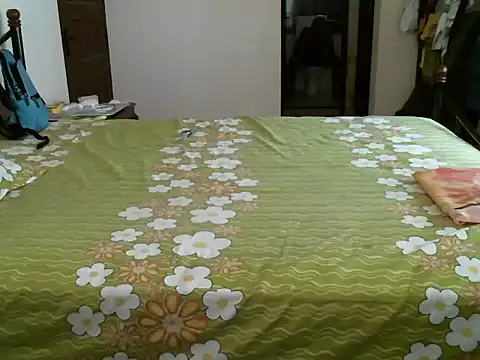 Snapshot of Slim_India chatting on June 2026 05:18:01 AM Slim India online show from June 2026 05:18:01 AM