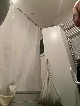 shehandme online show from September 2025 08:37:01 PM