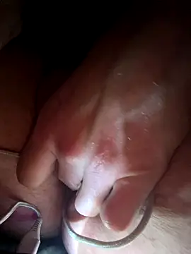 Snapshot of shehandme chatting on November 2025 02:48:02 AM shehandme online show from November 2025 02:48:02 AM