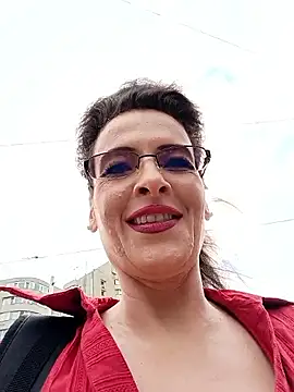 RebeccaNoble online show from May 2026 01:32:02 PM