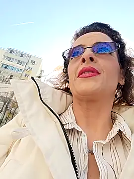 RebeccaNoble online show from March 2026 01:06:01 PM