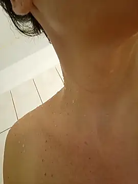 RebeccaNoble online show from November 2025 01:10:02 AM