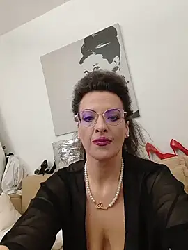 RebeccaNoble online show from May 2026 03:06:02 AM