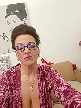 RebeccaNoble online show from February 2026 07:33:02 AM