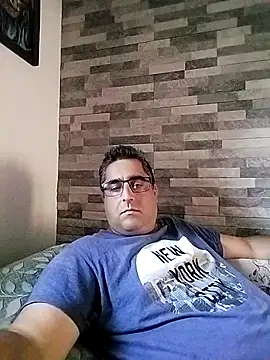 ADRIAN ADI40 online show from May 2026 06:27:01 AM