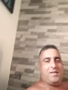 ADRIAN ADI40 online show from September 2025 02:07:02 PM