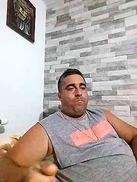 ADRIAN ADI40 online show from October 2025 06:20:01 PM