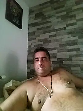 ADRIAN ADI40 online show from October 2025 02:17:02 PM
