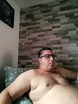 ADRIAN ADI40 online show from March 2026 03:32:02 PM