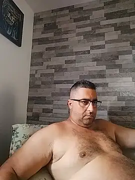 ADRIAN ADI40 online show from May 2026 12:02:01 PM