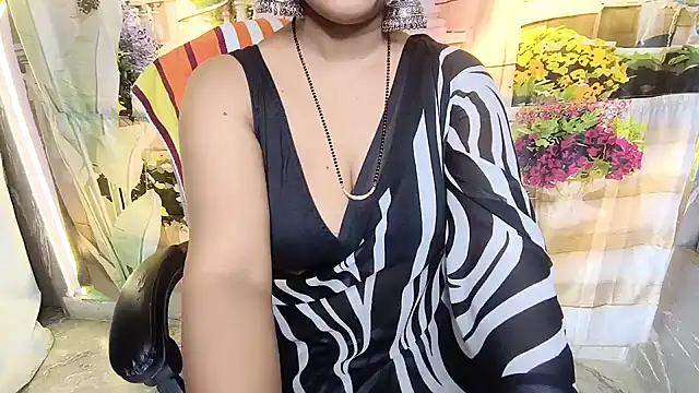 MAN-MOHINI-21 online show from October 2025 05:04:02 PM