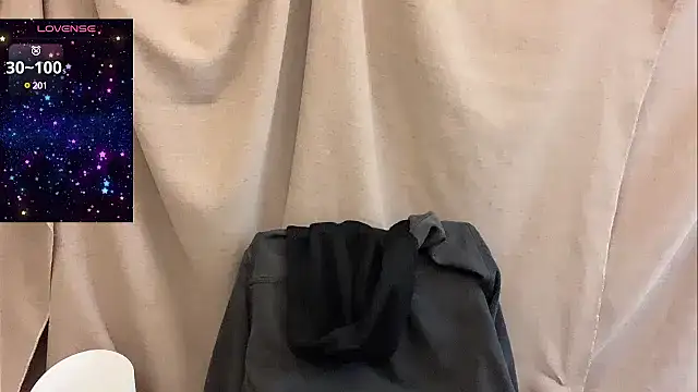 Snapshot of Tw_Zoella chatting on March 2025 05:05:02 AM Tw Zoella online show from March 2025 05:05:02 AM