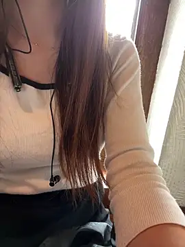 Snapshot of Tw_Zoella chatting on December 2024 05:14:02 AM Tw Zoella online show from December 2024 05:14:02 AM