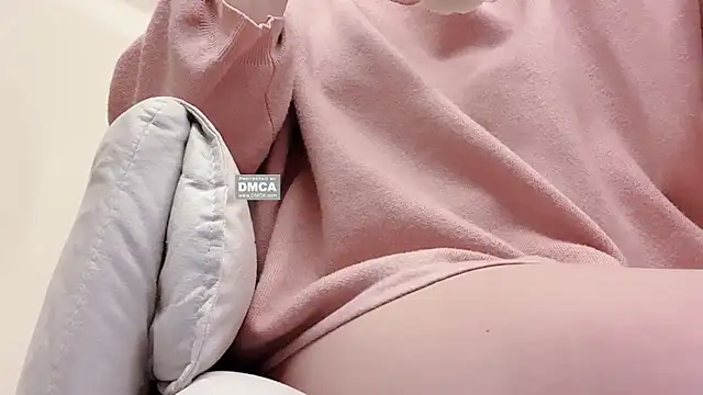 Snapshot of Tw_Zoella chatting on February 2026 02:28:02 PM Tw Zoella online show from February 2026 02:28:02 PM