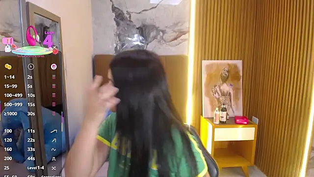 BIANCAROY1 online show from November 2025 06:46:02 PM