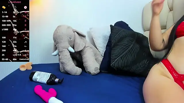 BIANCAROY1 online show from April 2026 03:49:01 PM