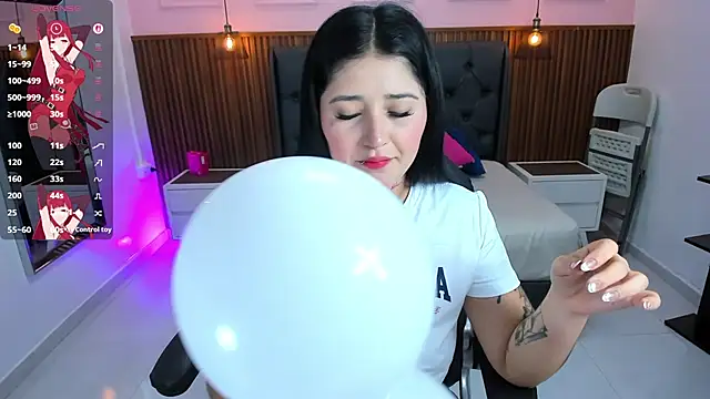BIANCAROY1 online show from July 2026 06:34:01 PM