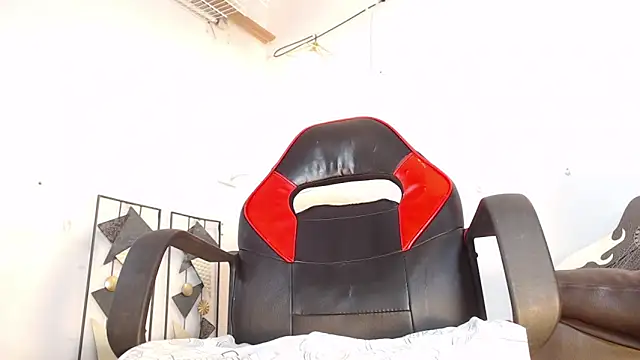 dann hill online show from December 2025 05:25:01 PM