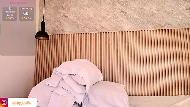 indi catalina online show from November 2025 12:31:02 PM