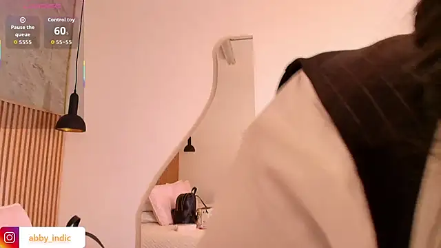 indi catalina online show from November 2025 12:31:02 PM