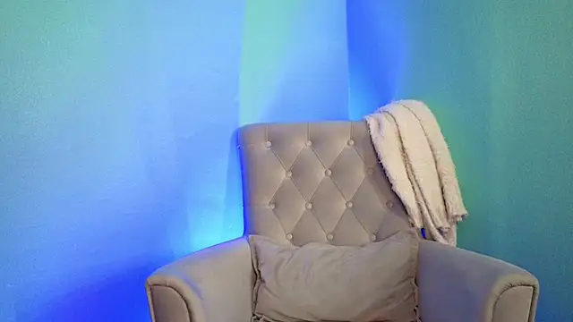 0pinkrose0 online show from March 2026 03:38:01 AM