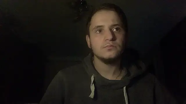 sweaticeboy online show from November 2025 06:12:02 PM
