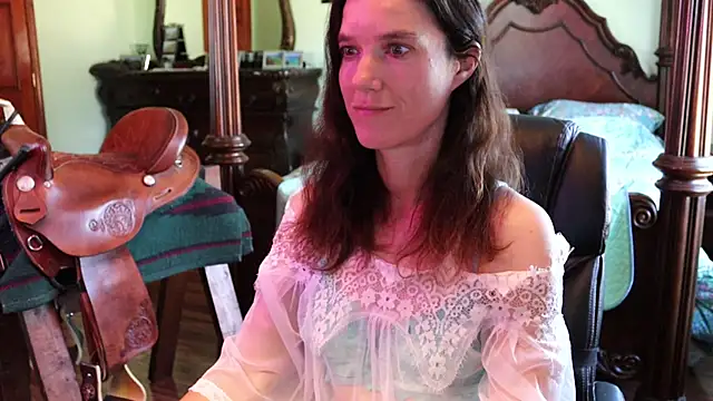 thornburyrose online show from November 2025 04:23:01 PM