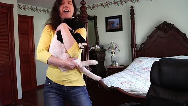 thornburyrose online show from March 2025 02:39:02 PM